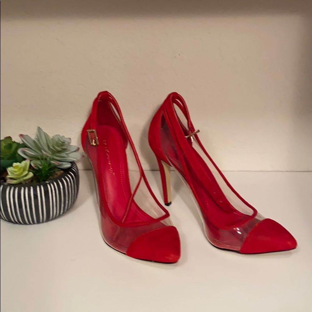 Heels - Picture 2 of 2